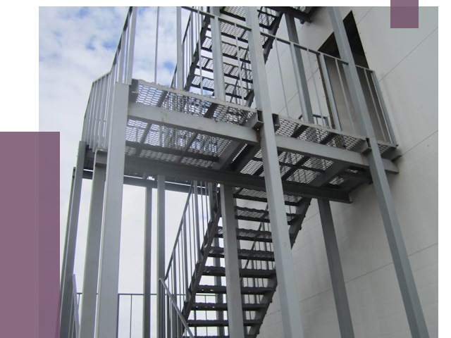 Монтаж пожарных лестниц в Мариинске от 7750 руб.