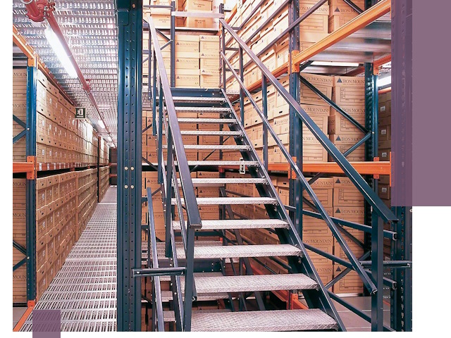 Лестницы складские прочные и безопасные под ключ в Мариинске