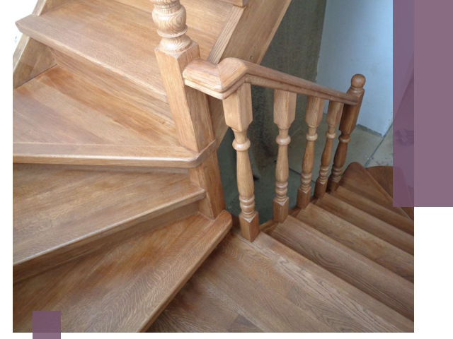 Дубовые лестницы под ключ в Мариинске: изготовление и монтаж