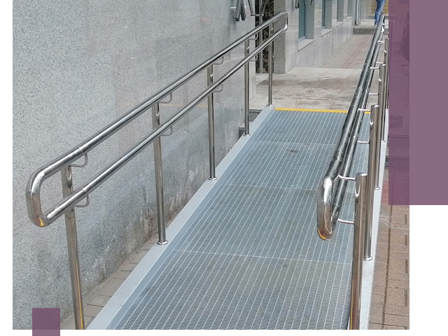 Пандусы для инвалидов в Мариинске — изготовление и монтаж