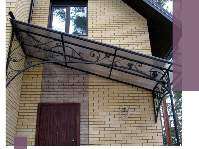 Односкатные козырьки из металла под ключ в Мариинске