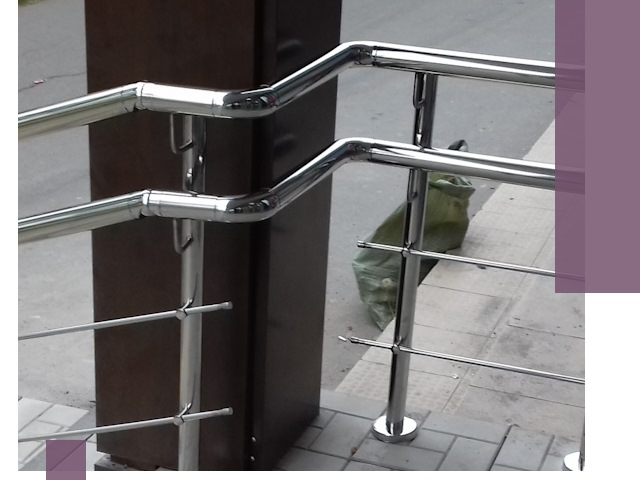 Монтаж поручней из нержавеющей стали в Мариинске качественно и быстро